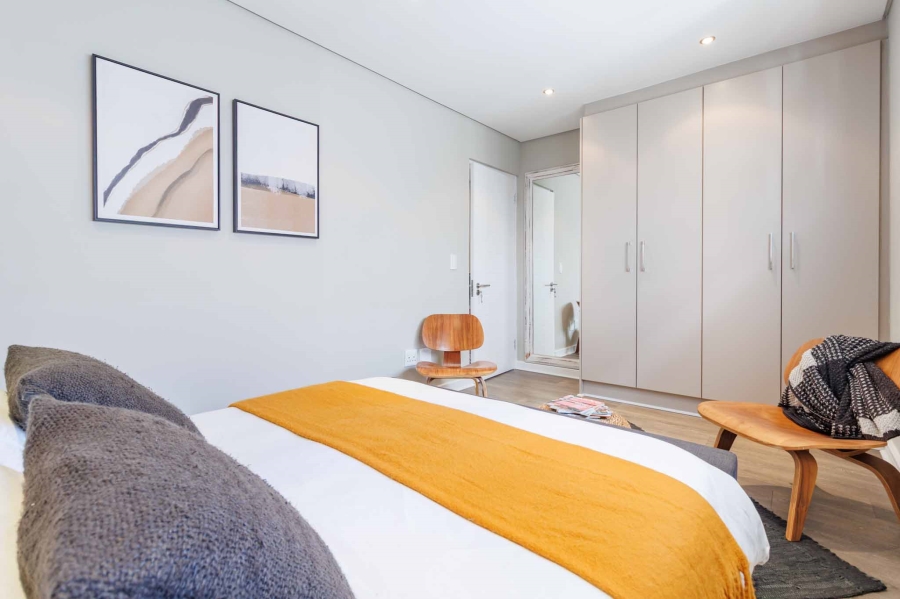 3 Bedroom Property for Sale in Sea Point Western Cape